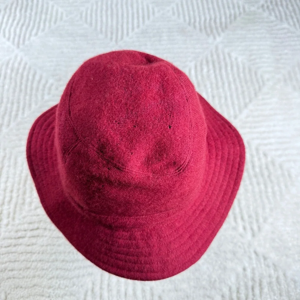 Saks Fifth Avenue Vintage Wool Bucket Hat Women's Red Felted Boho Cloche Cozy